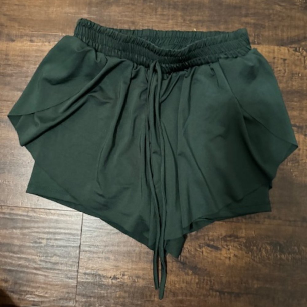 ⭐️⭐️AS revival flowy shorts⭐️⭐️